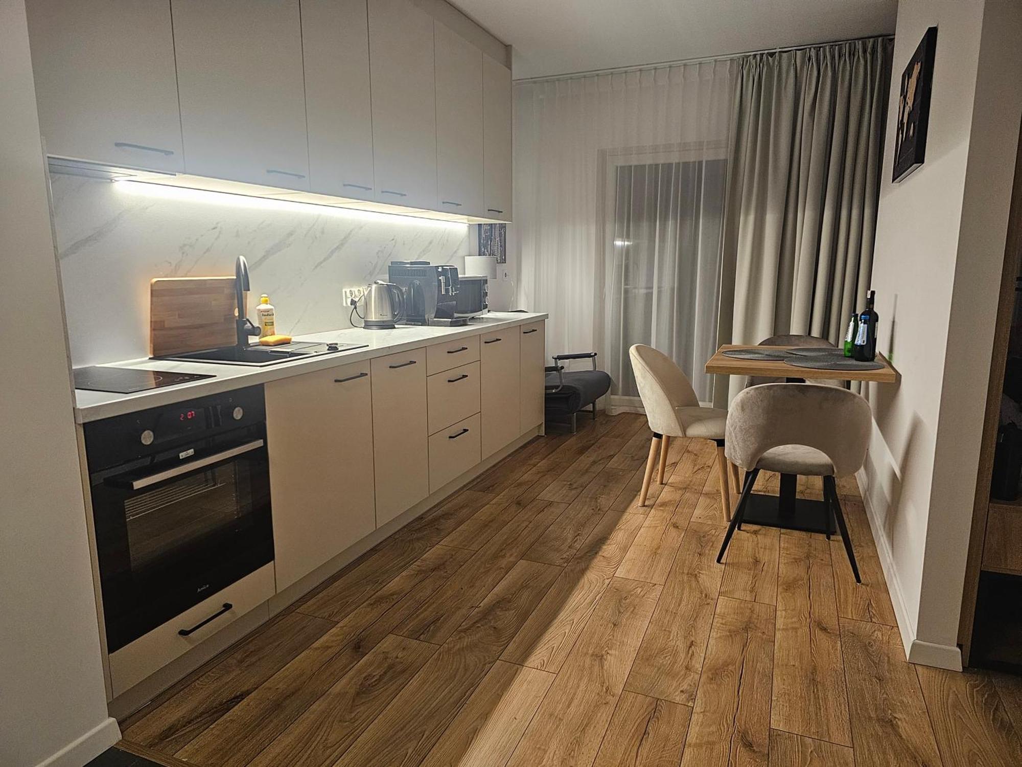 City Sense New Apartments - Main Station And City Center Wroclaw Luaran gambar