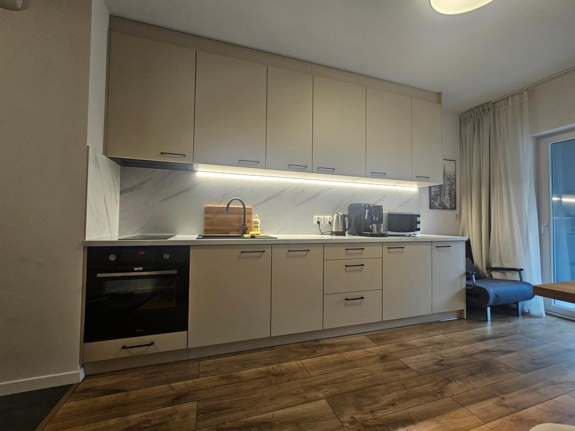 City Sense New Apartments - Main Station And City Center Wroclaw Luaran gambar