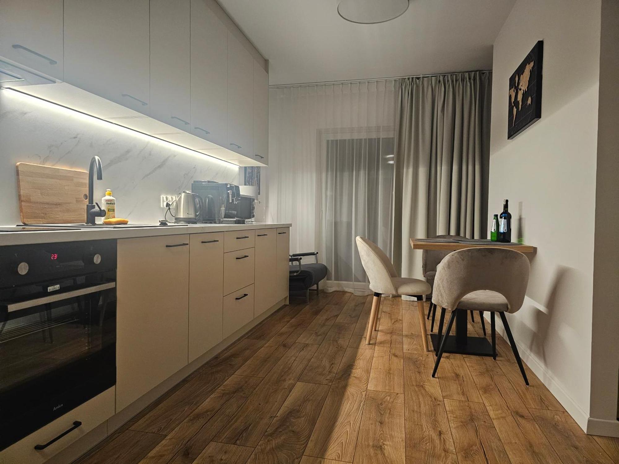 City Sense New Apartments - Main Station And City Center Wroclaw Luaran gambar