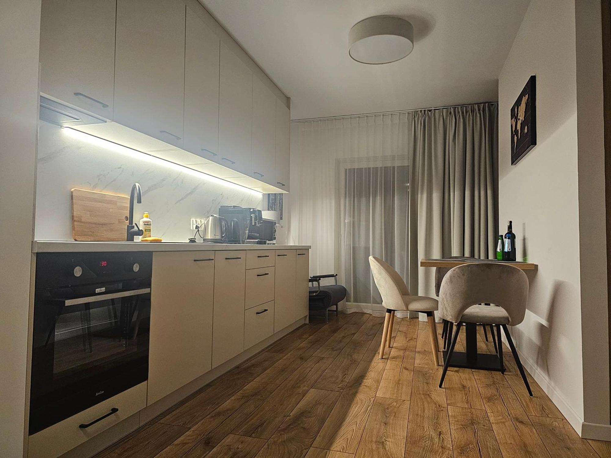 City Sense New Apartments - Main Station And City Center Wroclaw Luaran gambar