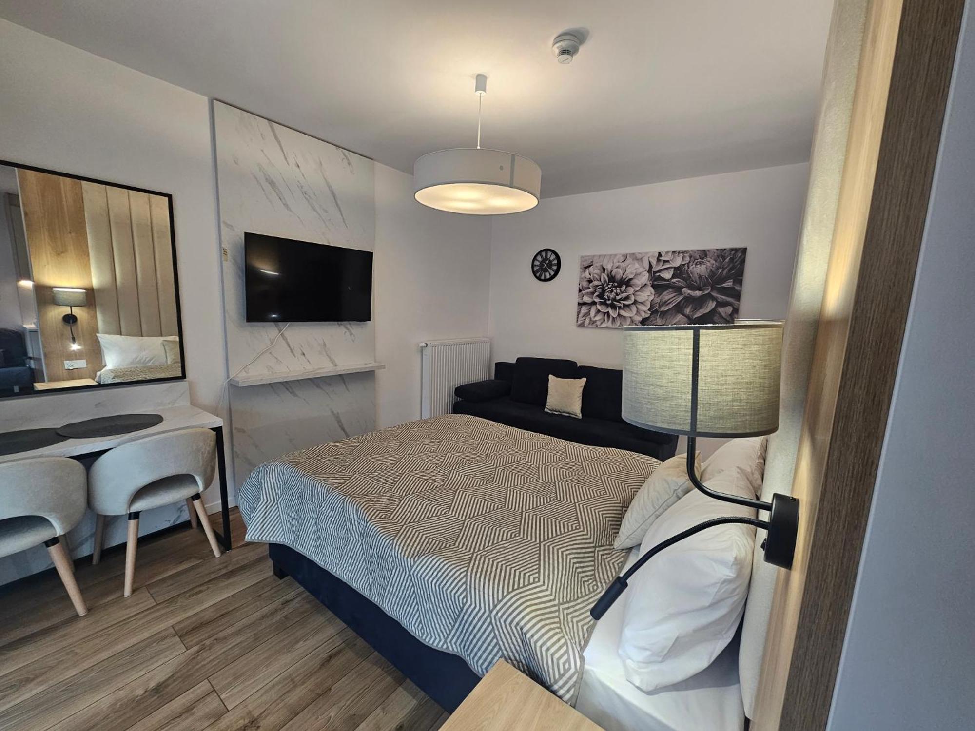 City Sense New Apartments - Main Station And City Center Wroclaw Luaran gambar