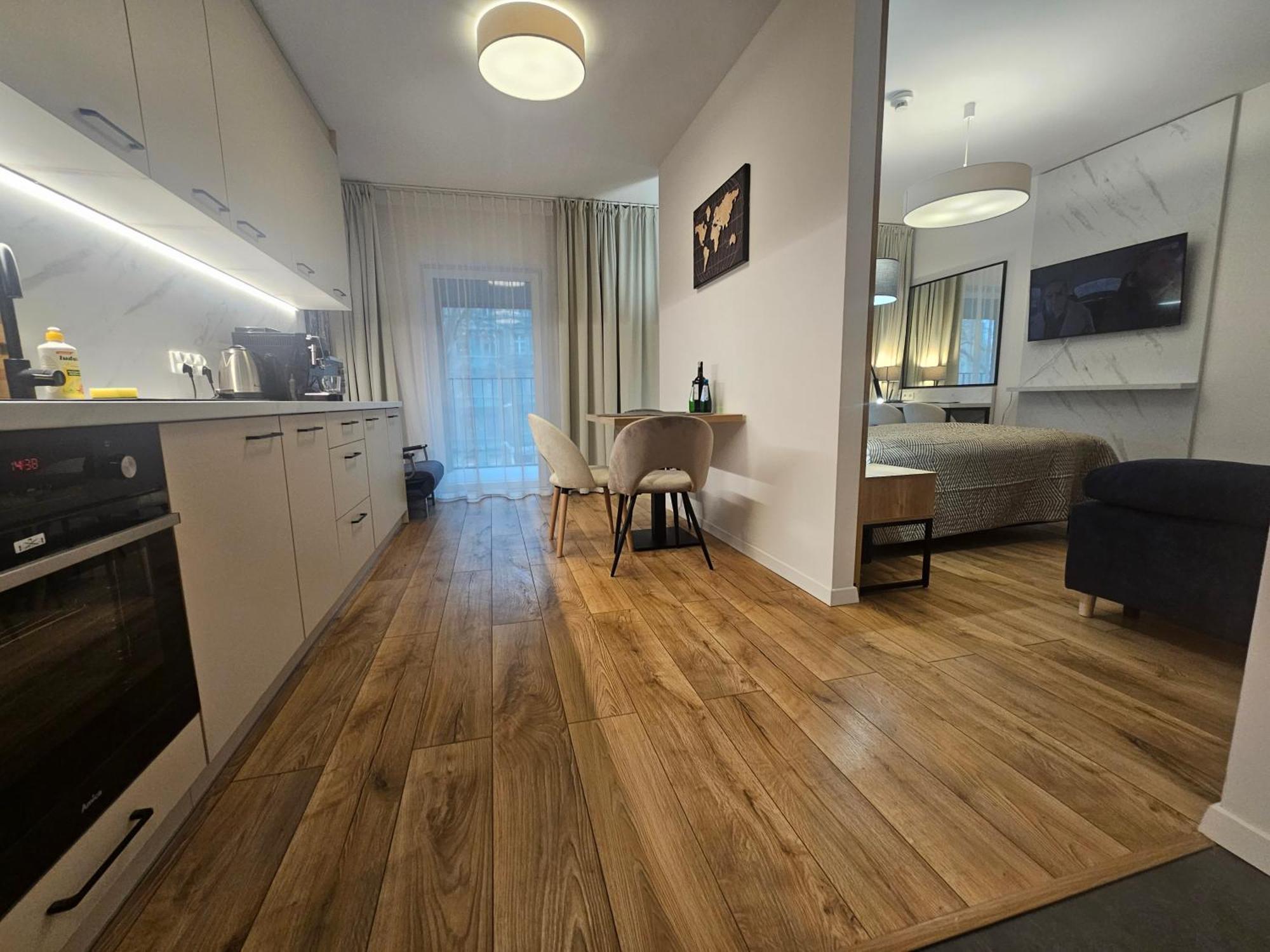 City Sense New Apartments - Main Station And City Center Wroclaw Luaran gambar